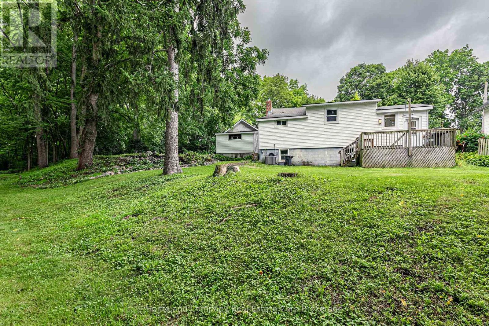 201 JOHN STREET - 22