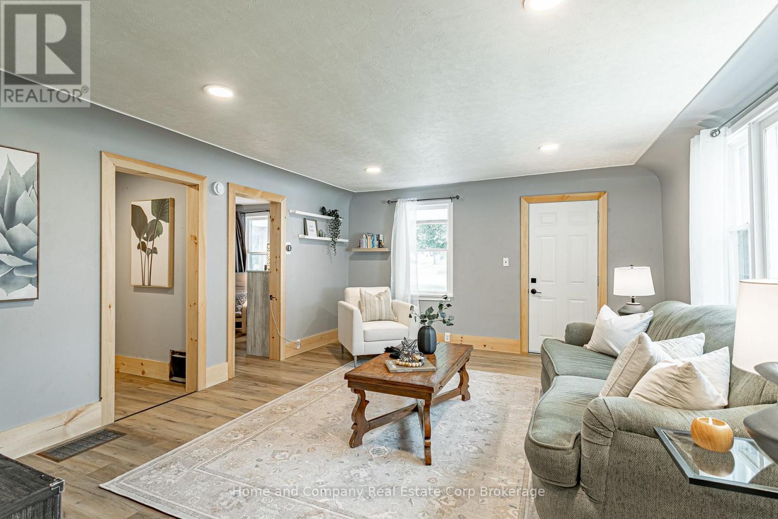 201 JOHN STREET - 7