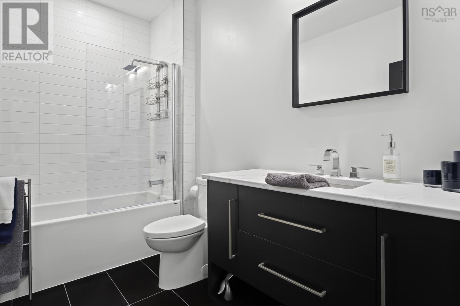 520 KETCH HARBOUR Road - 37