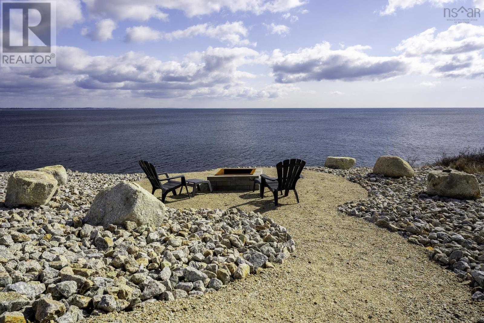 520 KETCH HARBOUR Road - 44