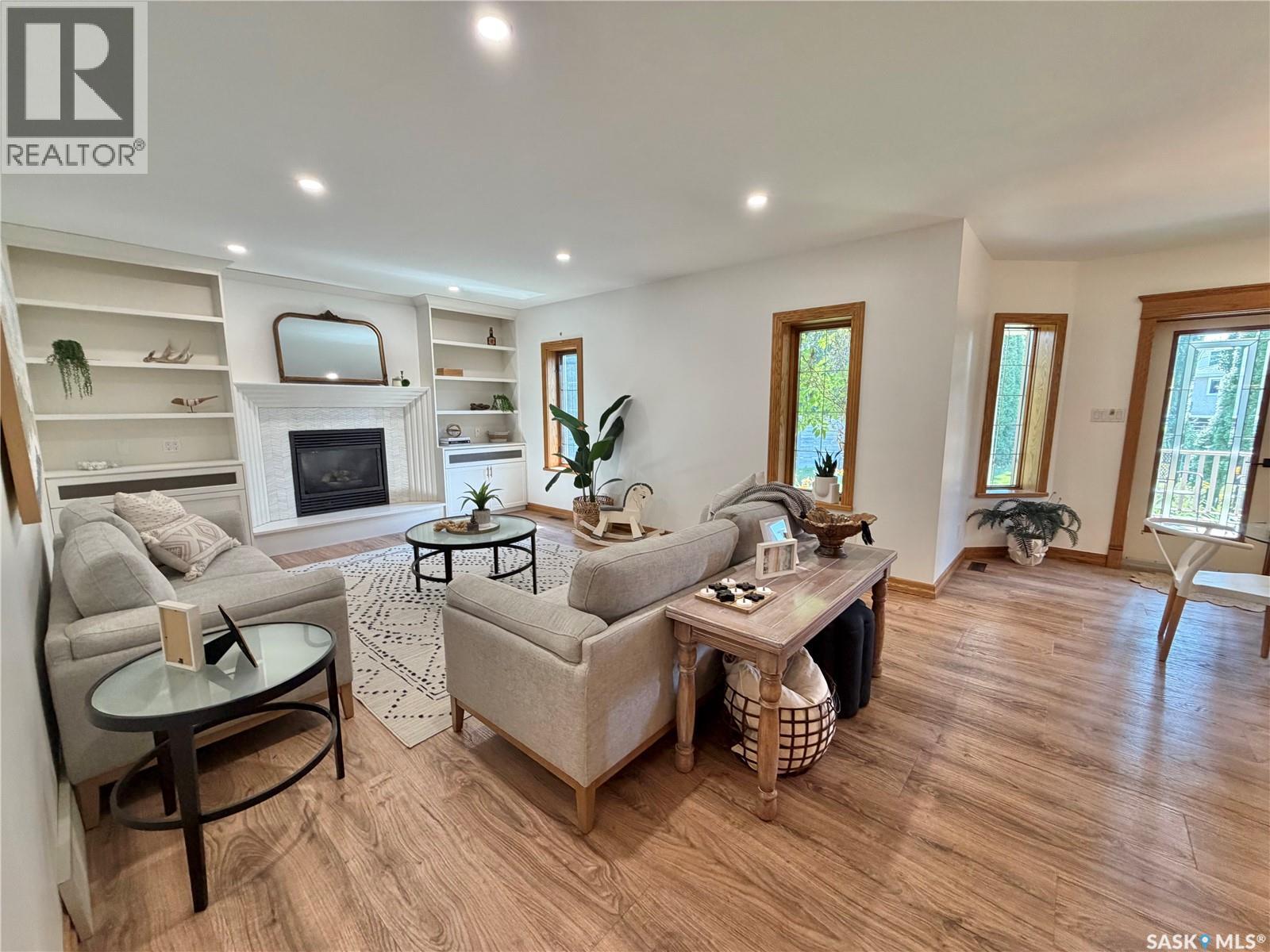 116 Morrison DRIVE - 22