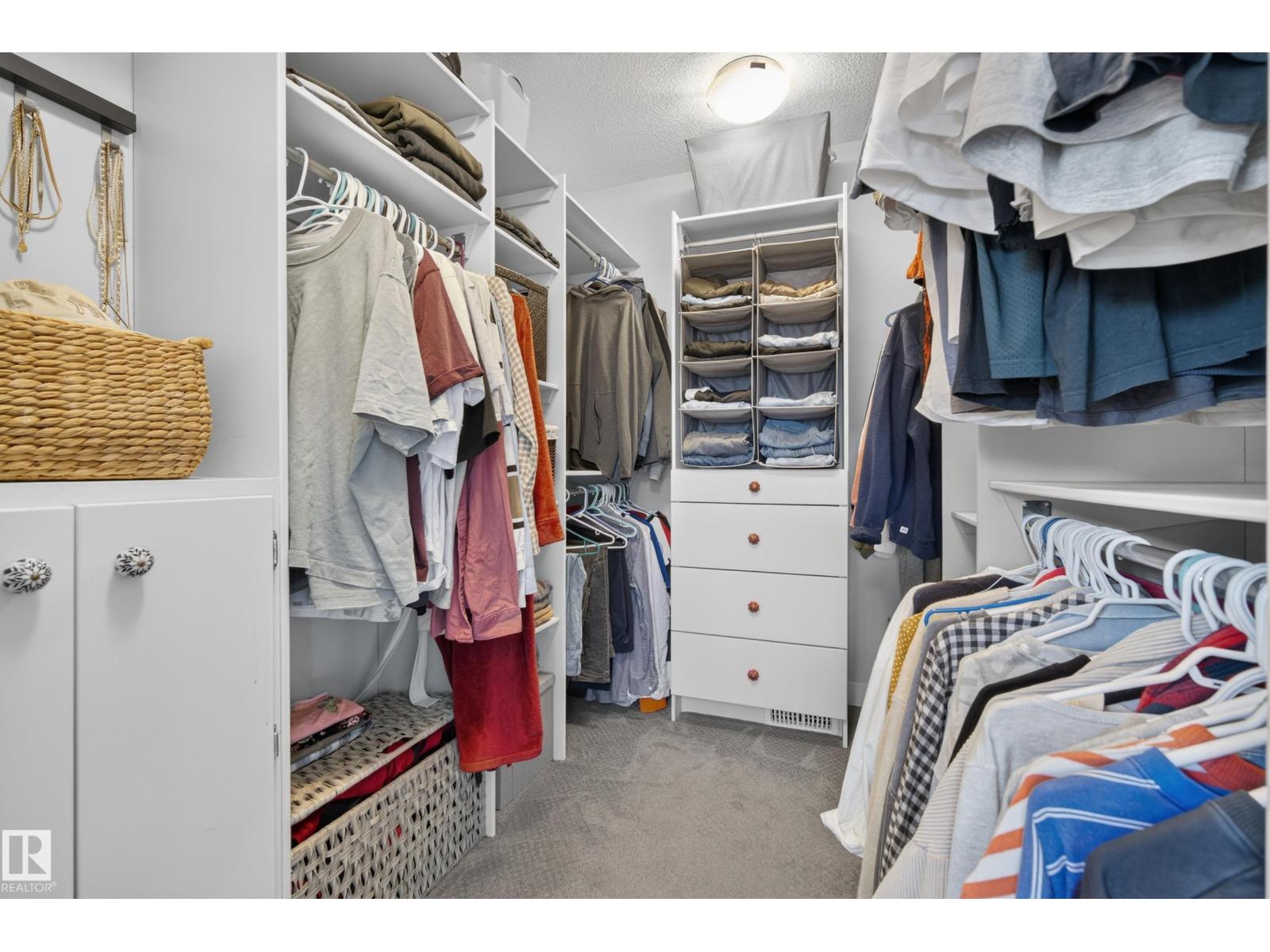 11018 122 ST NW - Image 29
