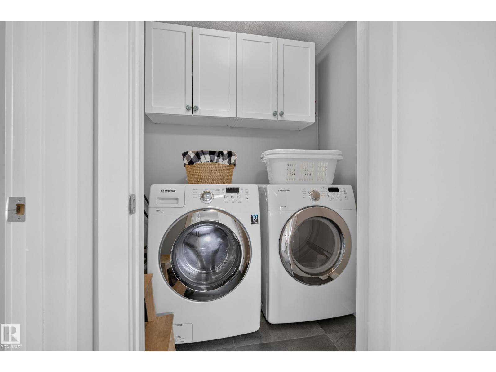 11018 122 ST NW - 35