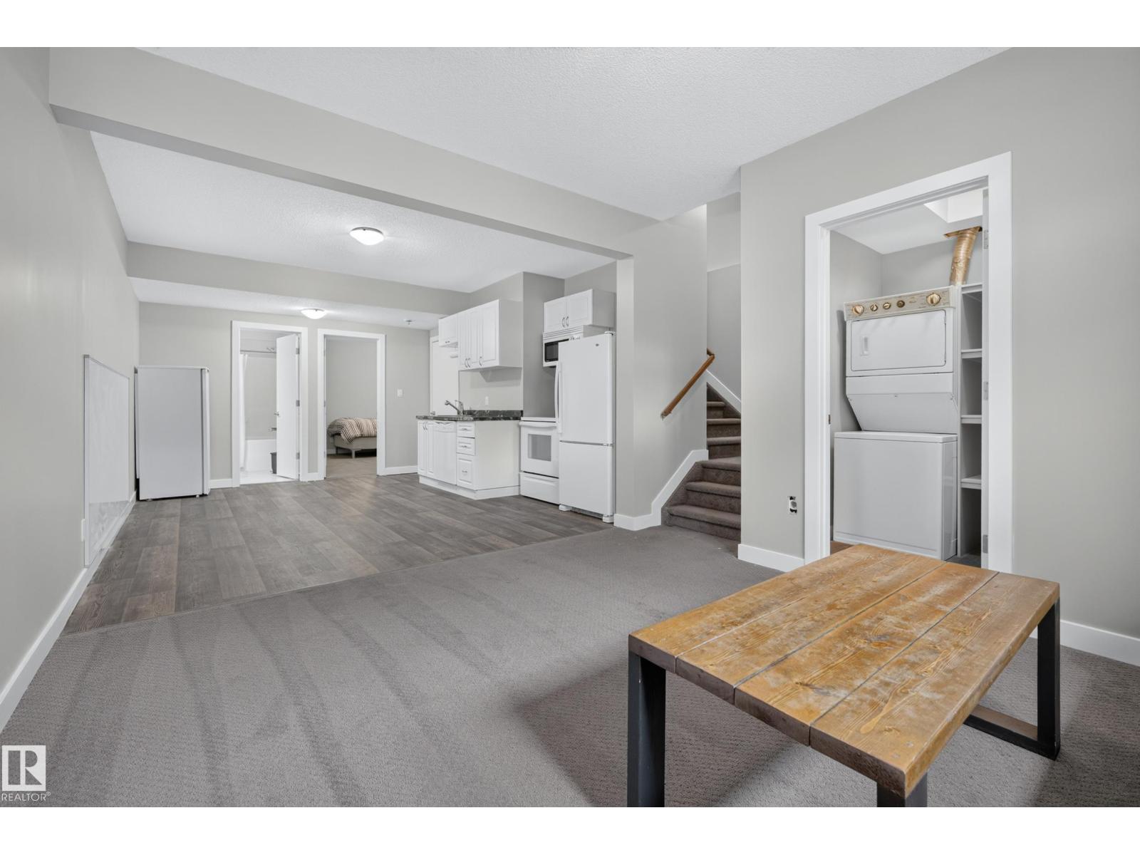 11018 122 ST NW - Image 37