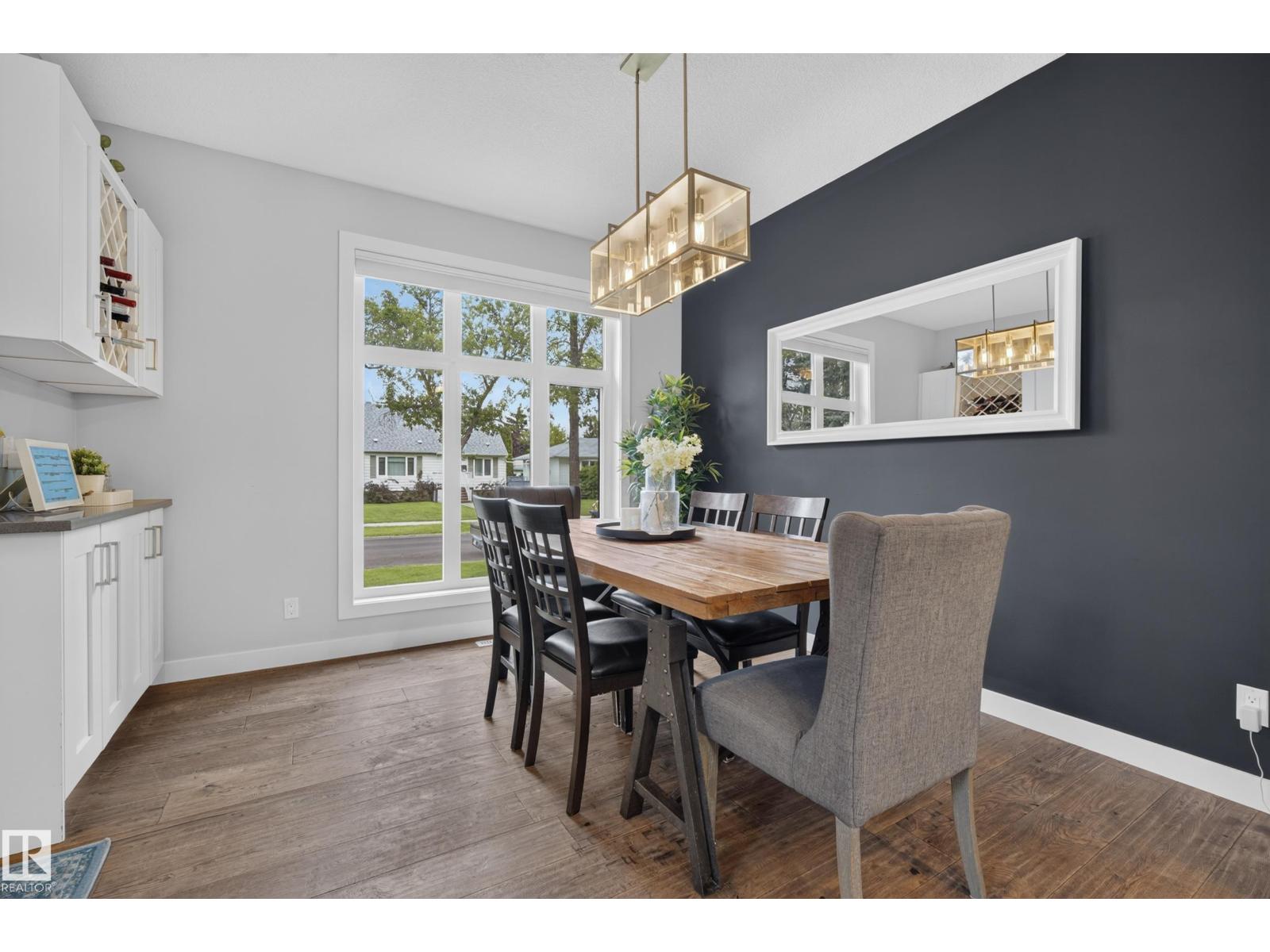 11018 122 ST NW - Image 12