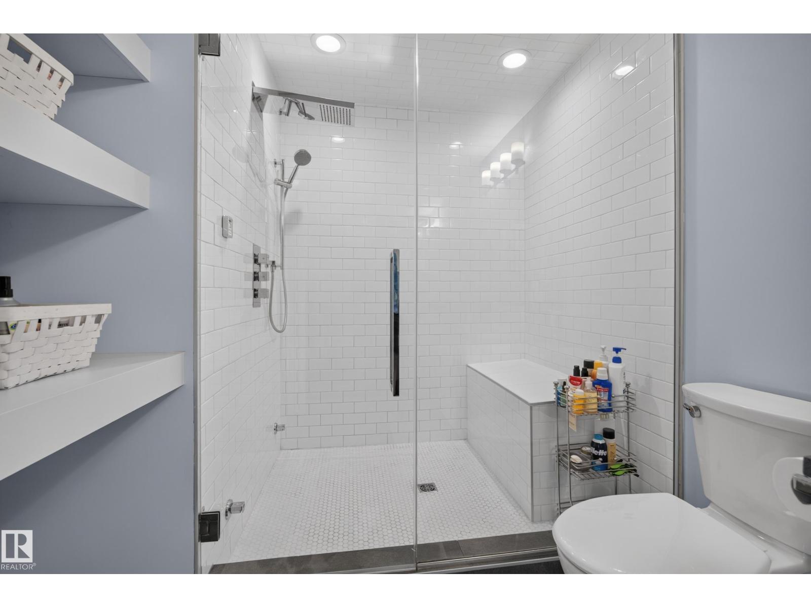 11018 122 ST NW - Image 27