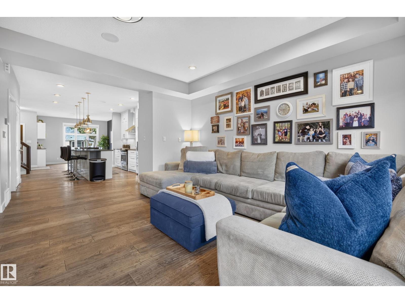 11018 122 ST NW - Image 16