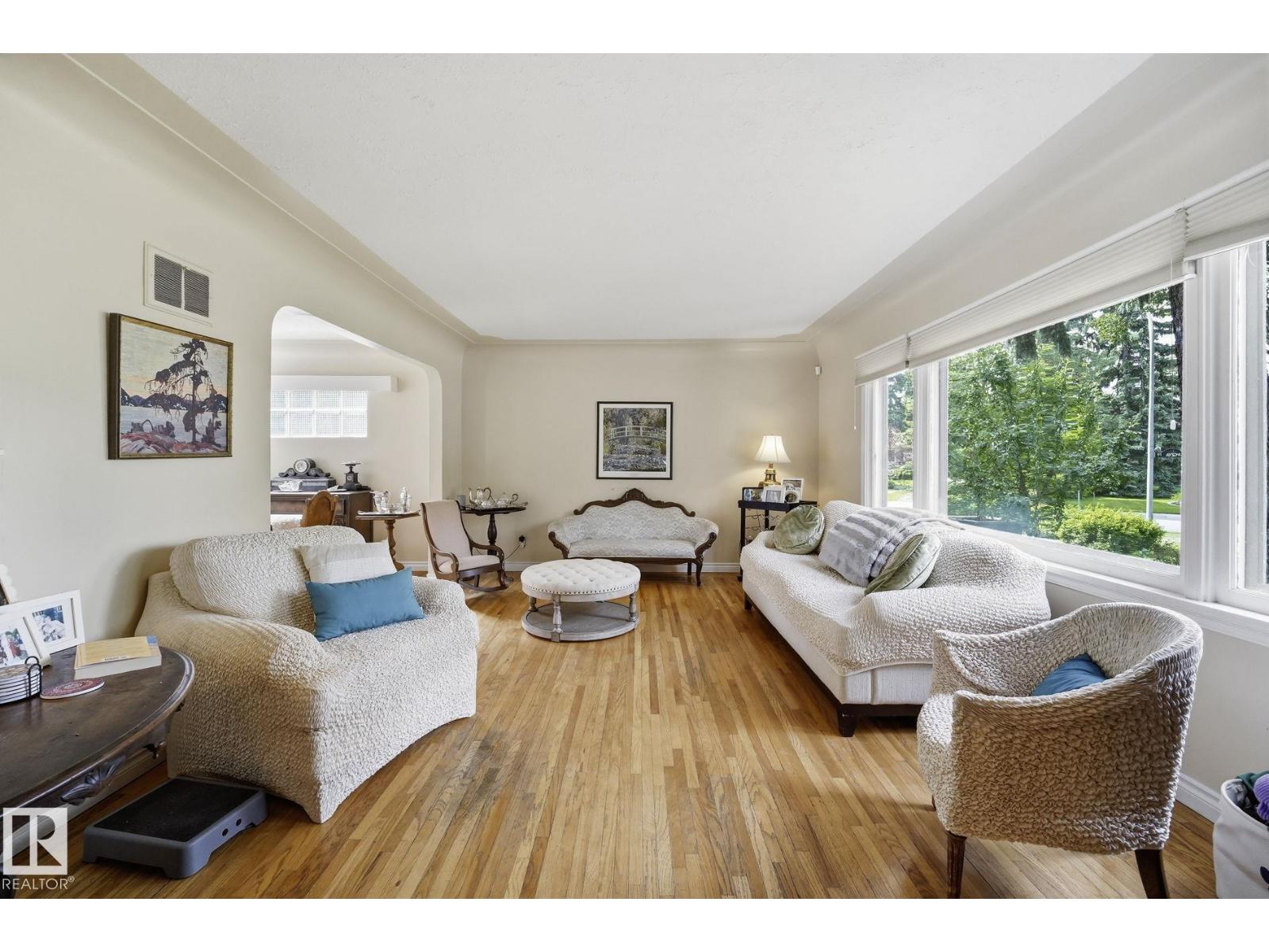 9107 118 Street NW - Photo 10