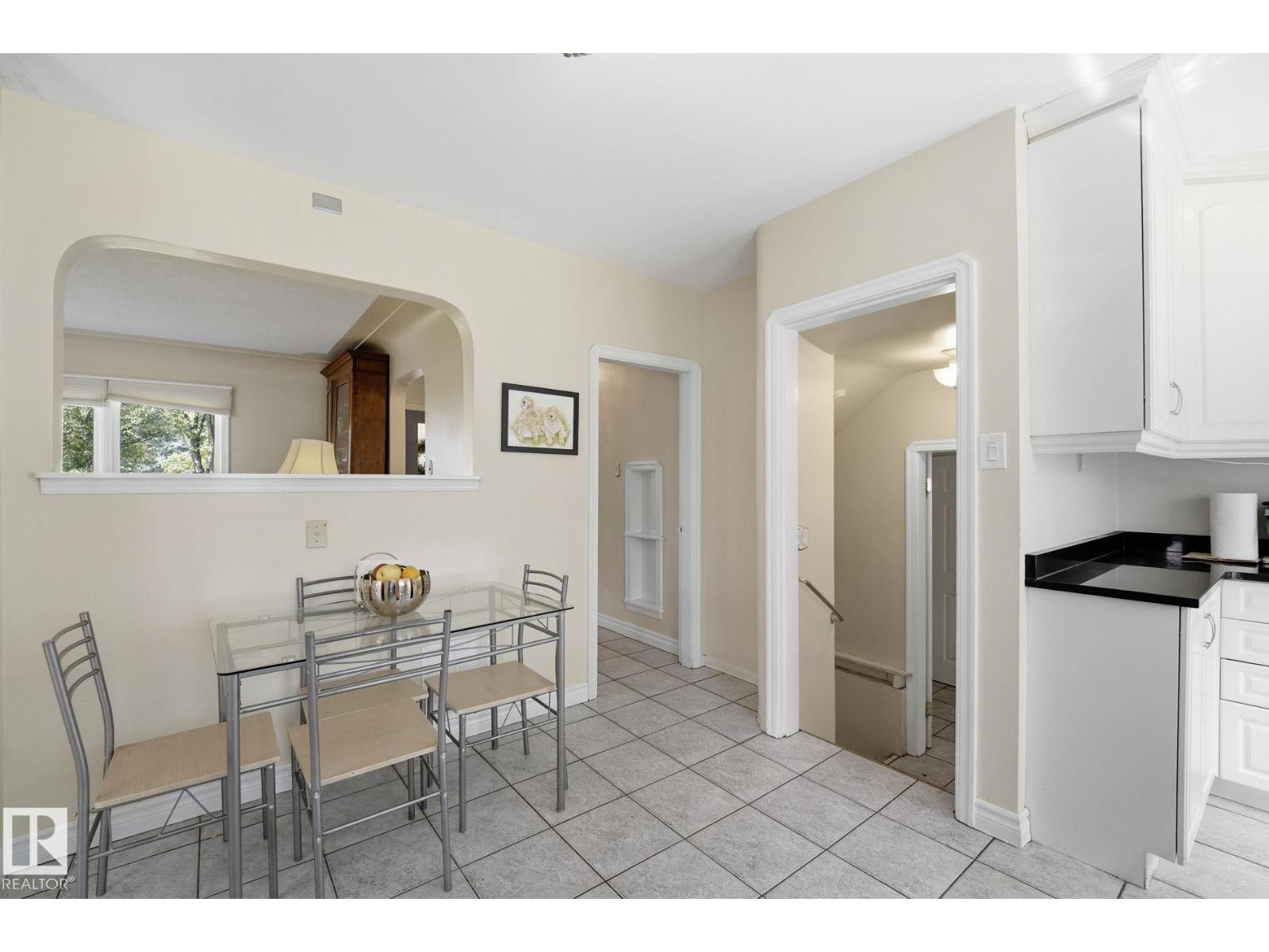 9107 118 ST NW - 20