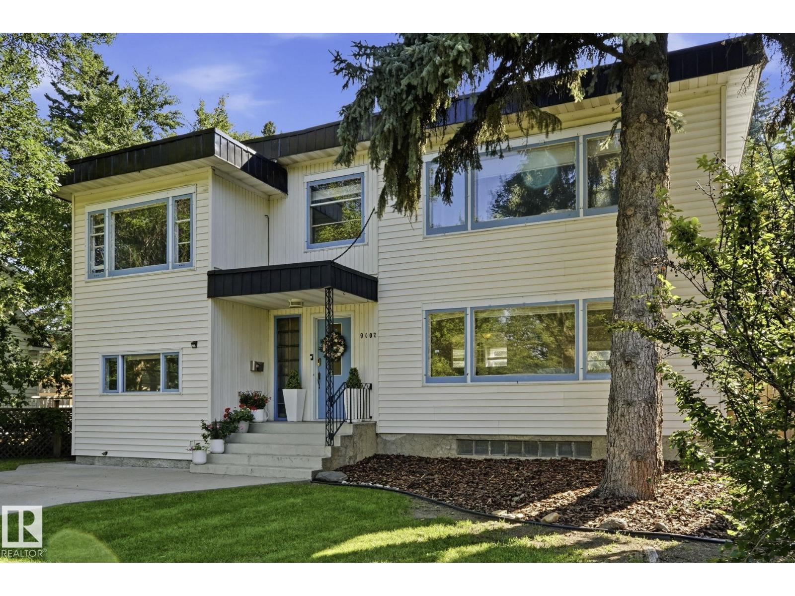 9107 118 ST NW - 4