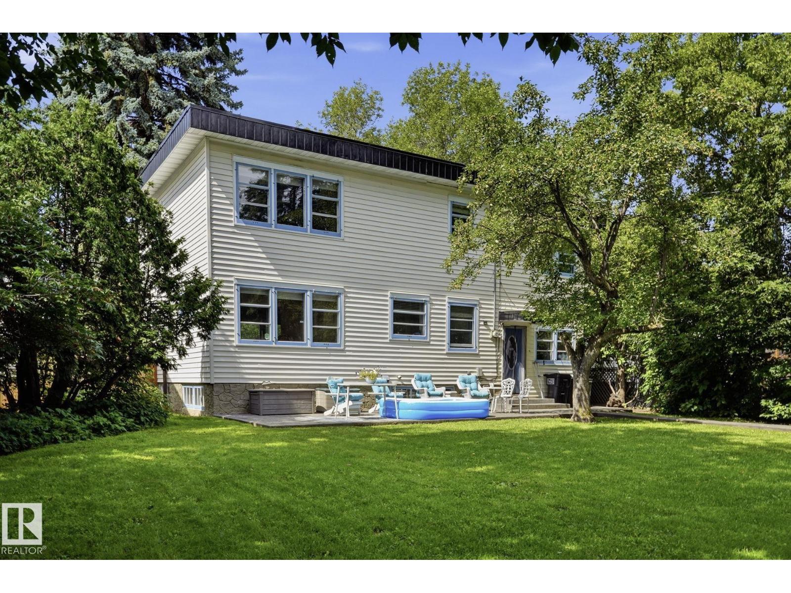 9107 118 ST NW - 40
