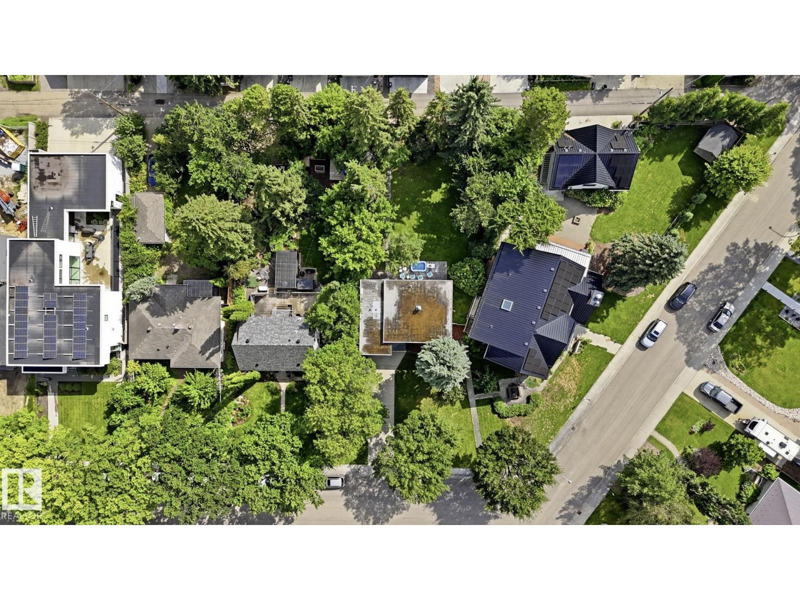 9107 118 ST NW - 44