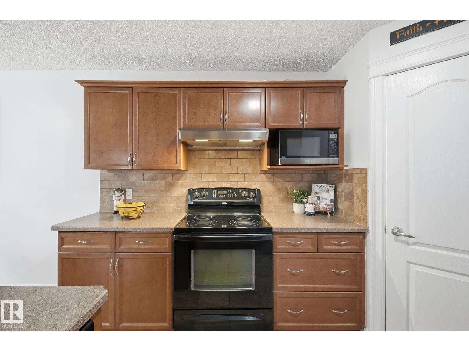 3016 24 Ave NW - 31