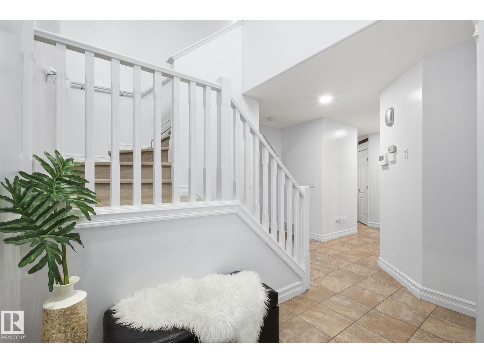 3016 24 Ave NW, Silver Berry, Edmonton photo 5