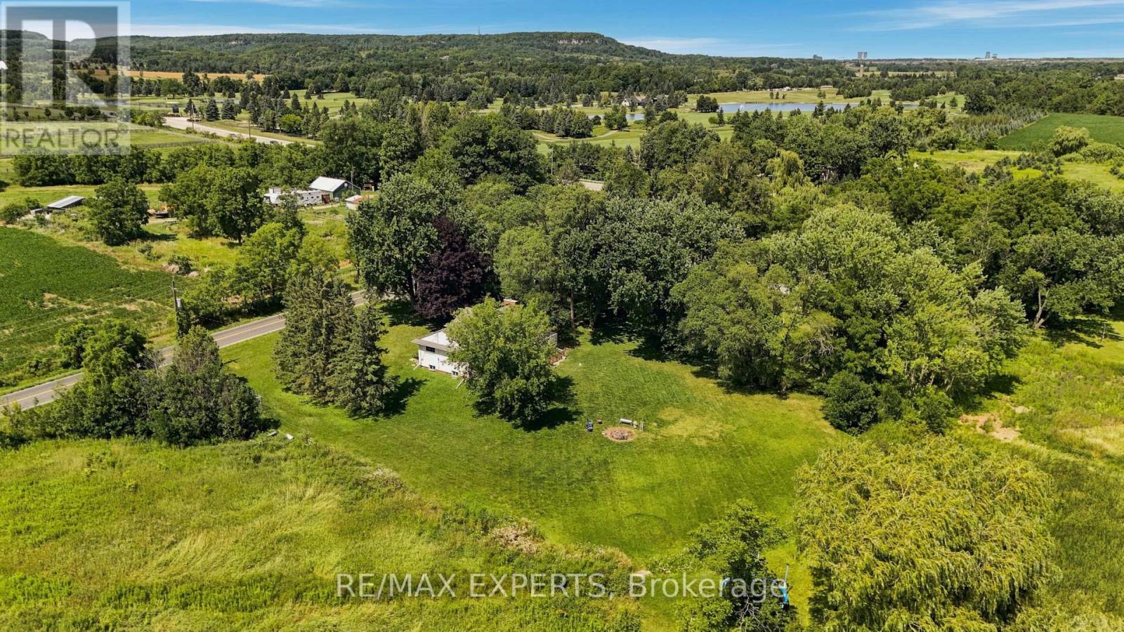 2724 8 SIDE ROAD - 36