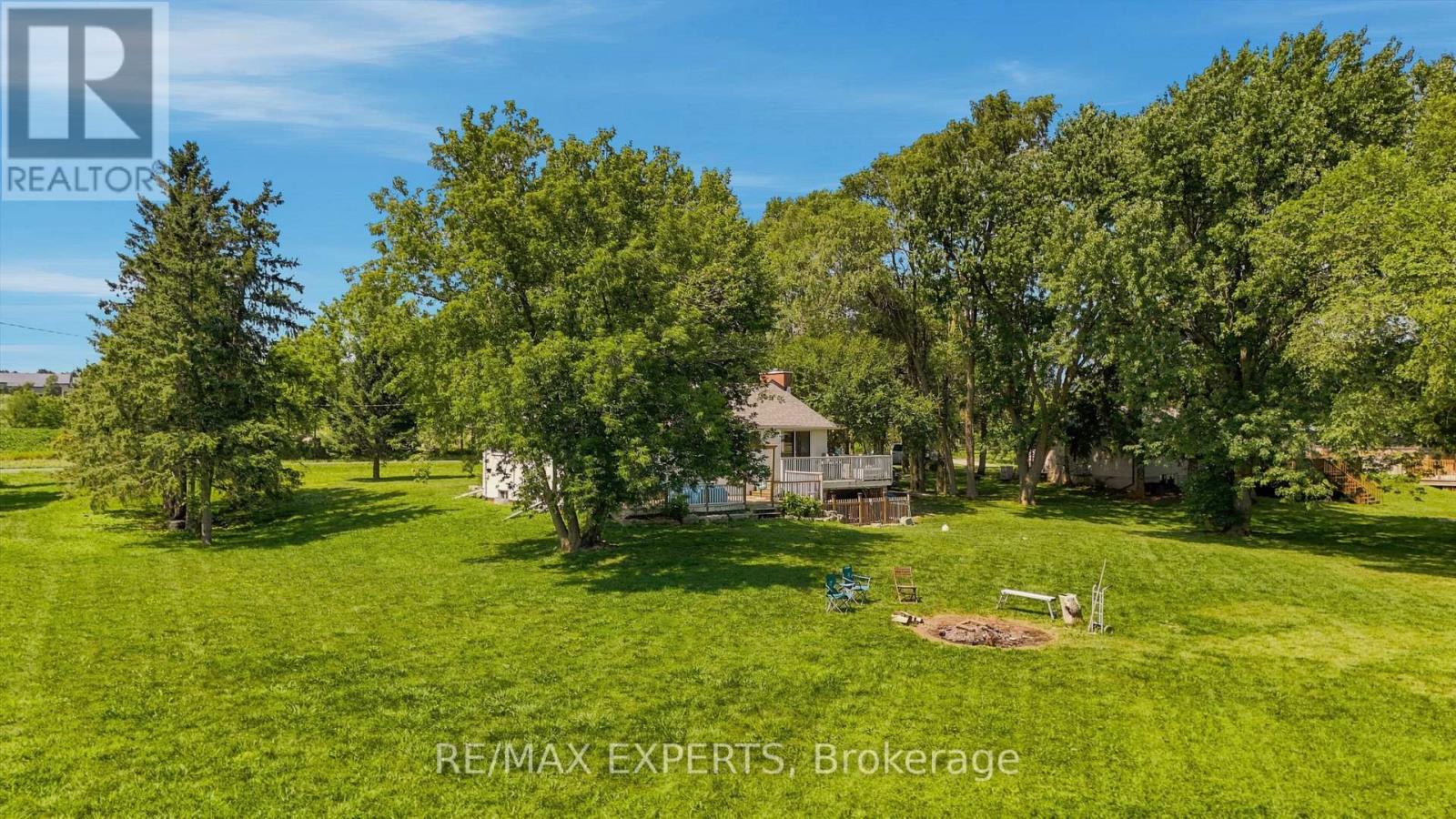 2724 8 SIDE ROAD - 40