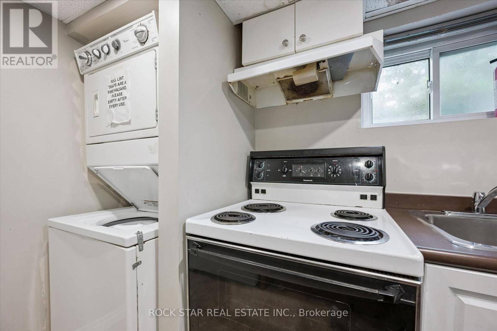 16 BEAUCOURT PLACE - 29