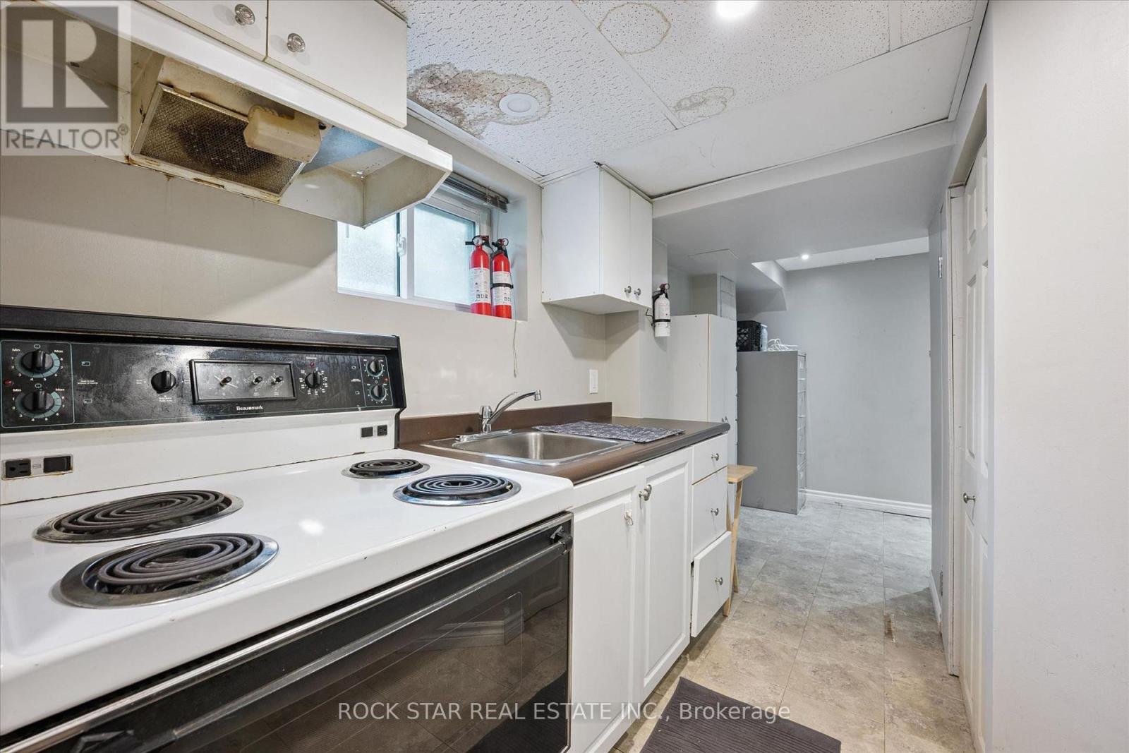16 BEAUCOURT PLACE - 30