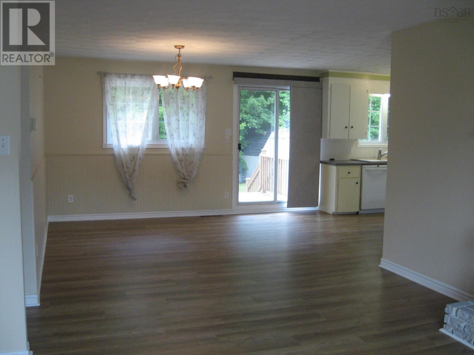 22 Barss Street - 4