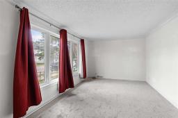 Foyer - 167 Hespeler Avenue, Winnipeg, MB R2L0L5 Photo 6