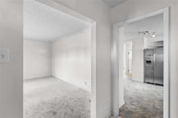 Kitchen - 167 Hespeler Avenue, Winnipeg, MB R2L0L5 Photo 8
