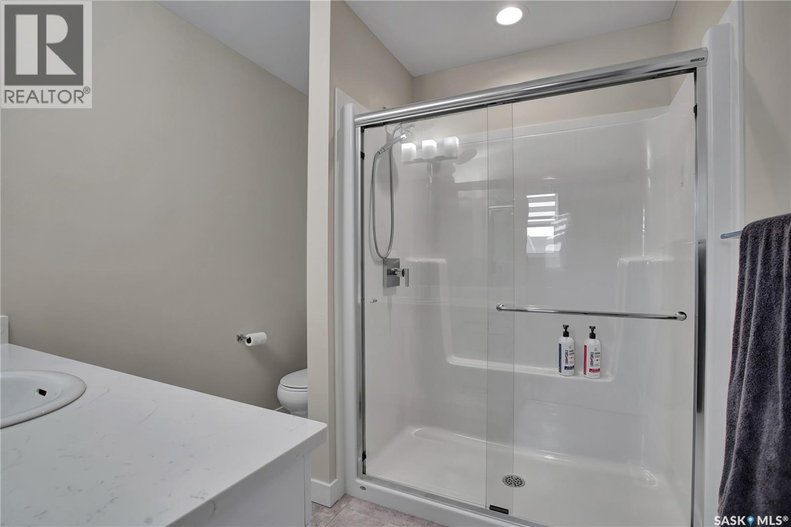 #643 Evergreen BOULEVARD - Image 16