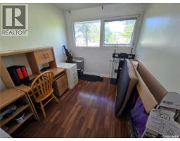 618 3rd Street Se, Weyburn, SK S4H2E1 Photo 20