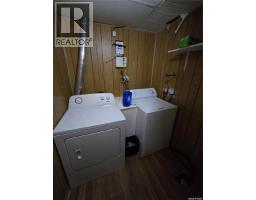 618 3rd Street Se, Weyburn, SK S4H2E1 Photo 24