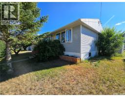 618 3rd Street Se, Weyburn, SK S4H2E1 Photo 39