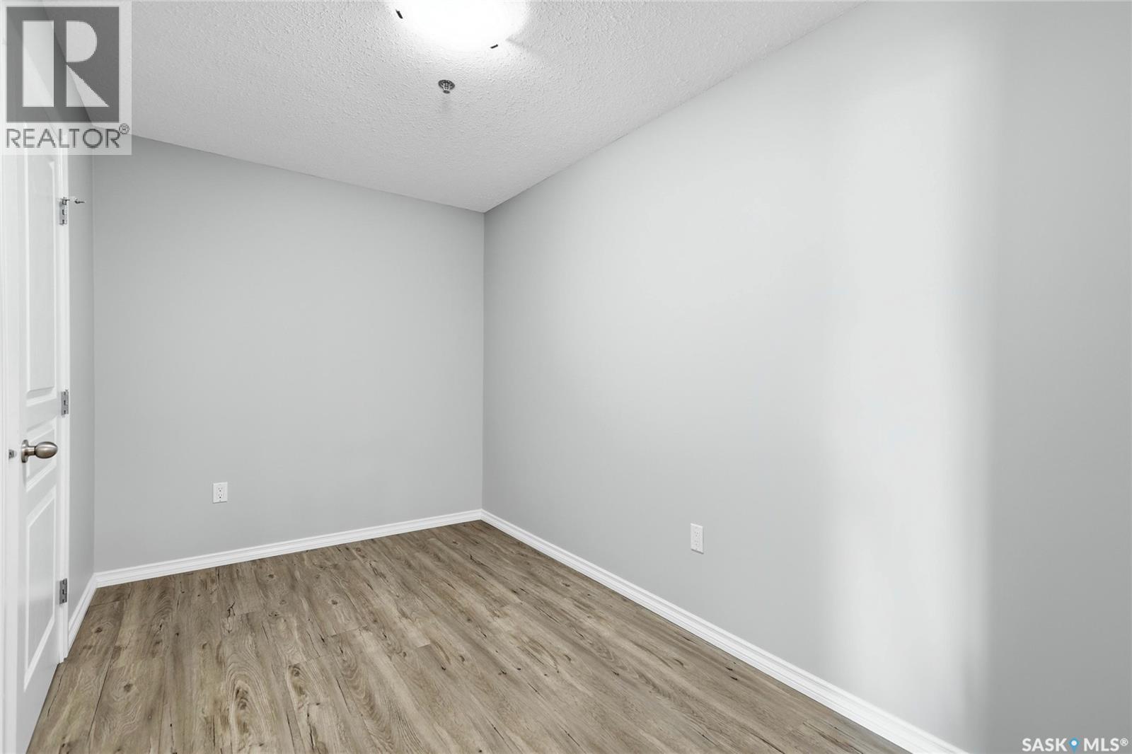 #106 6345 Rochdale BOULEVARD - 24