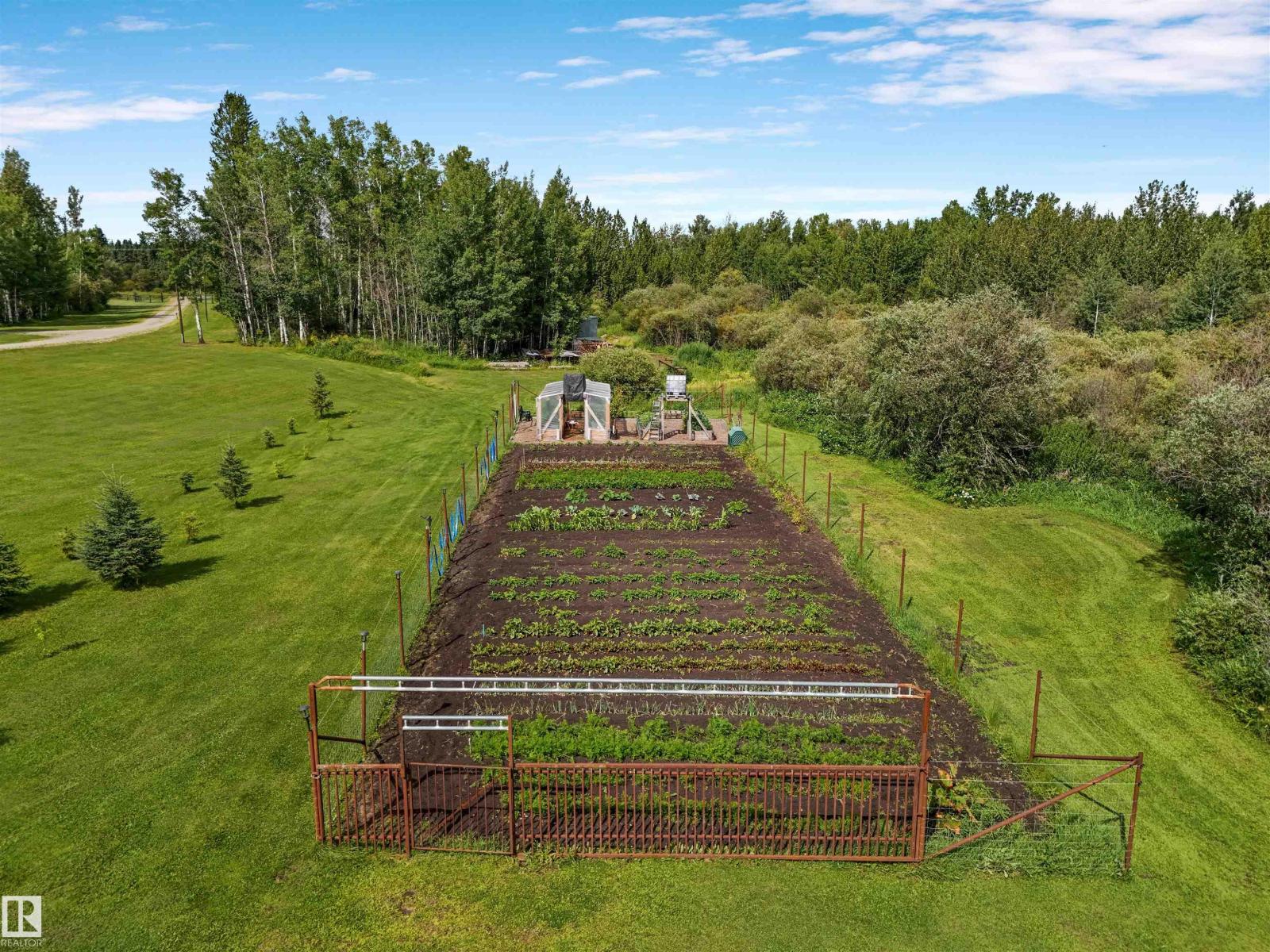 50128 Hwy 22 - Image 25