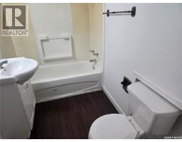 Laundry room - 440-442 Connaught Street, Regina, SK S4R4W9 Photo 21