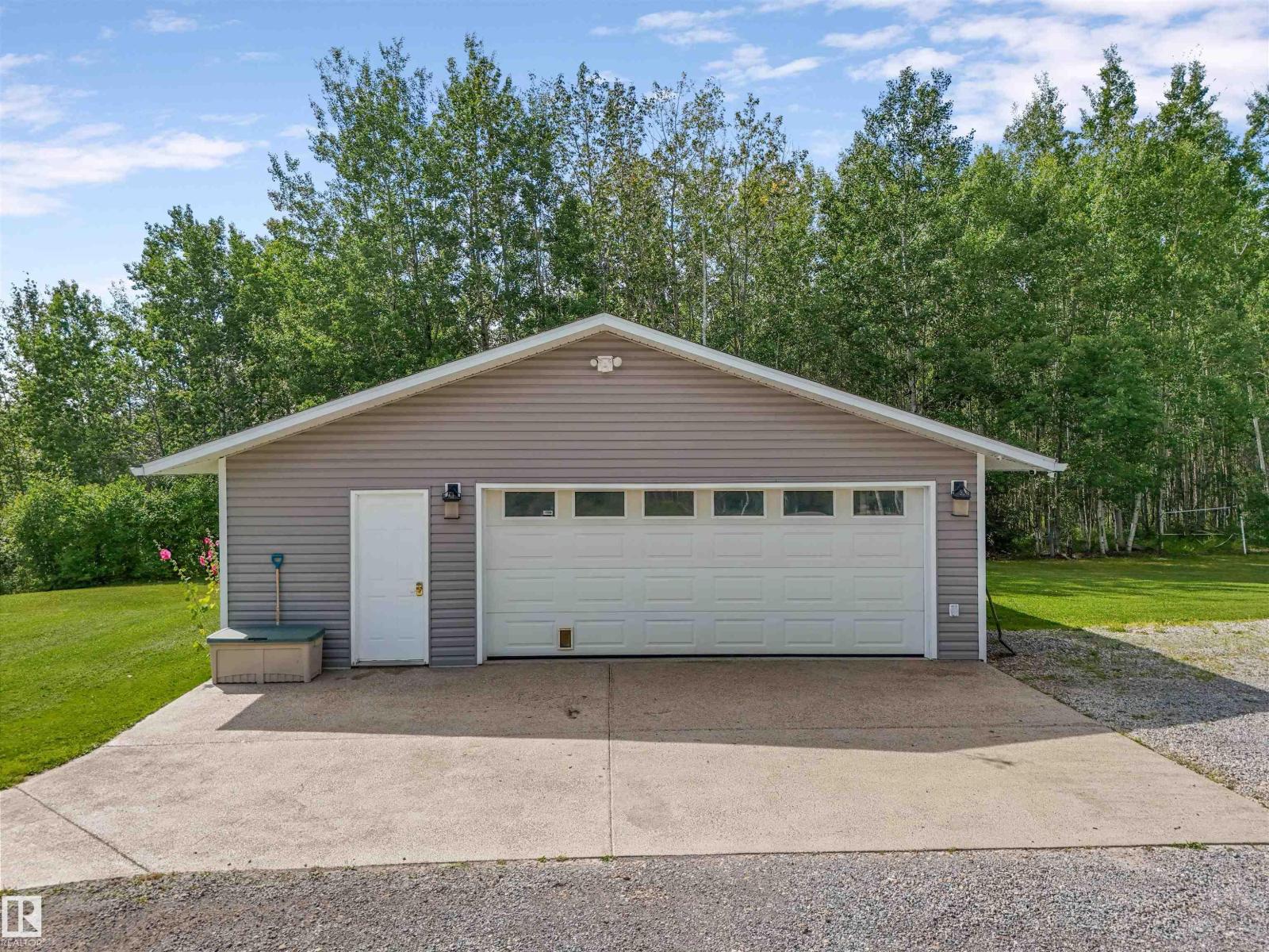 50128 Hwy 22 - 16