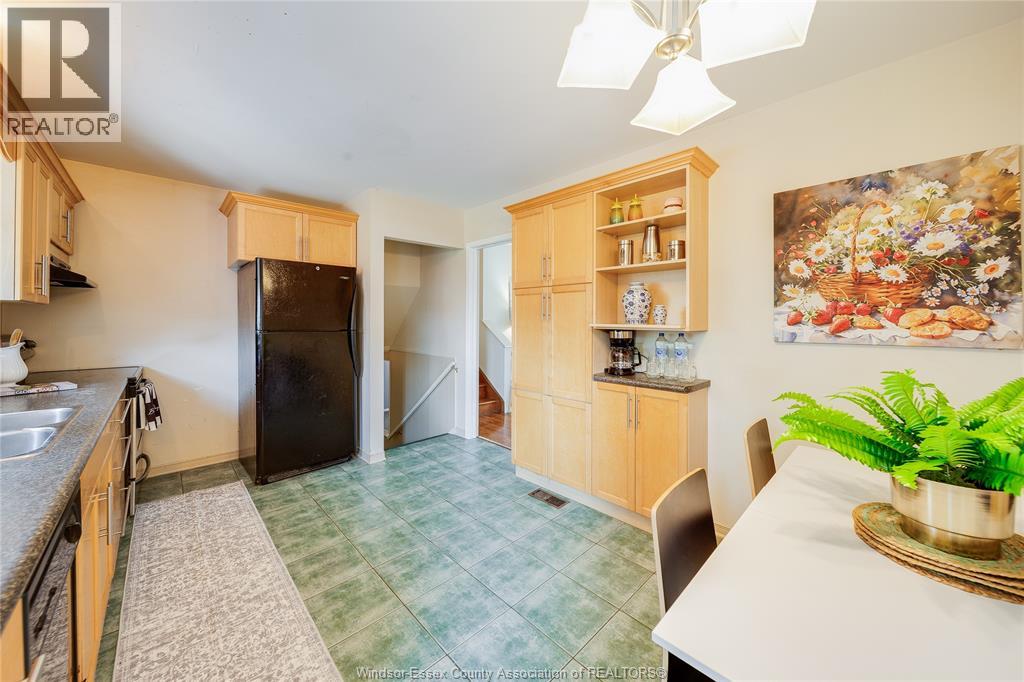 381 CARLING - 16