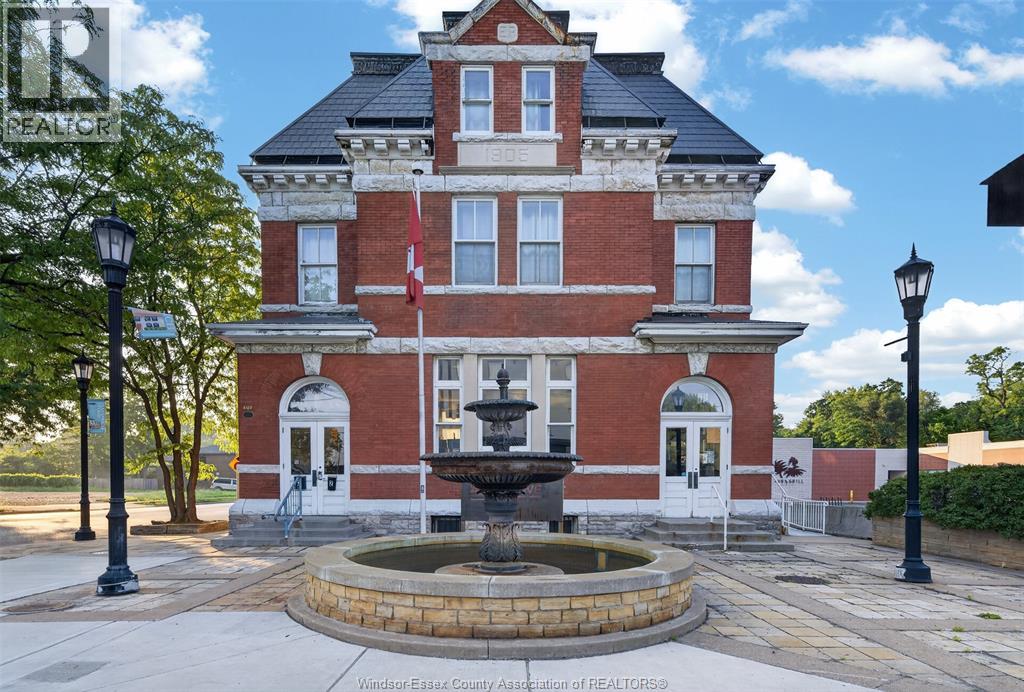3201 SANDWICH STREET, Windsor — photo 3