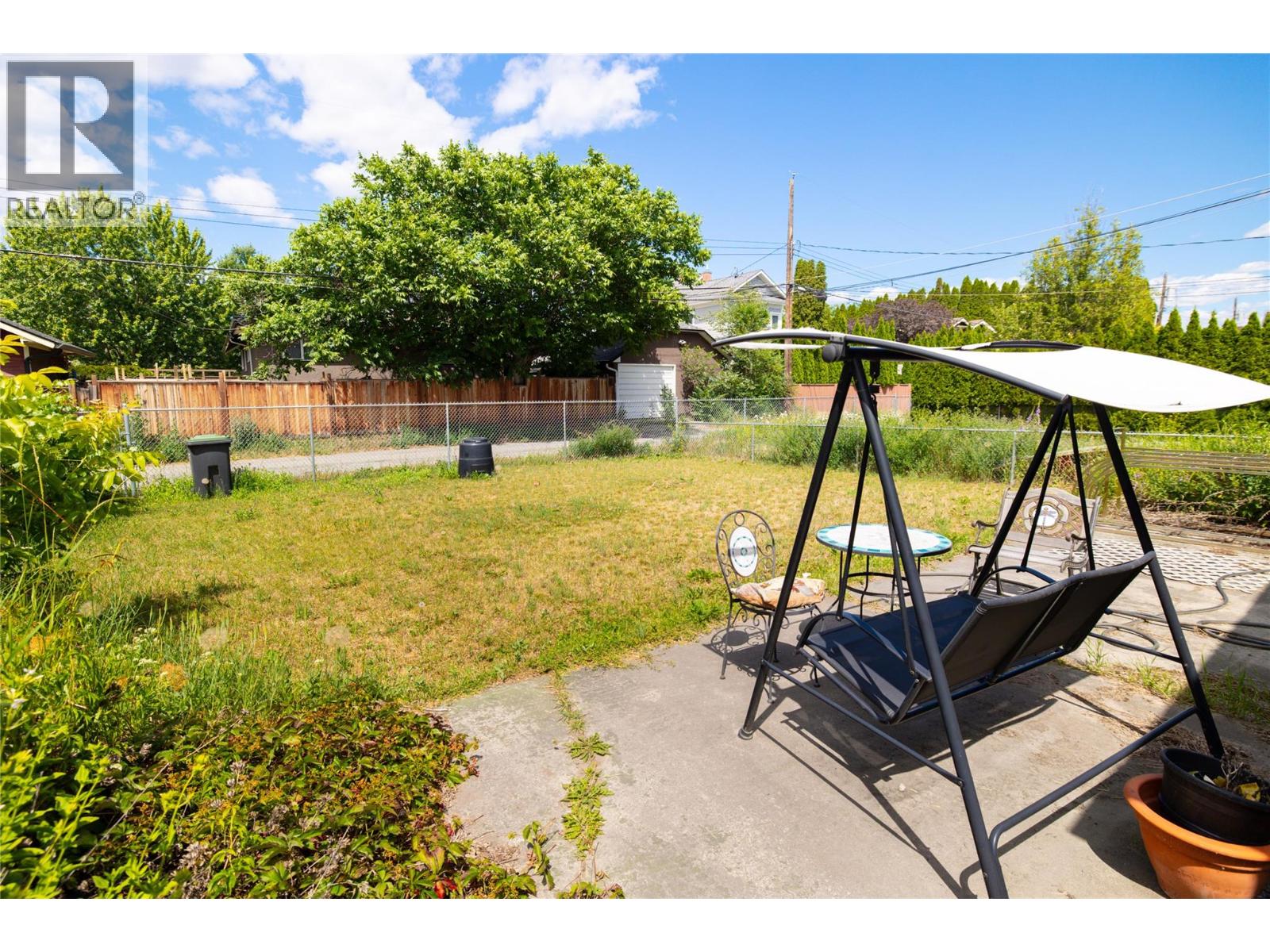 830-832 Leon Avenue - 5