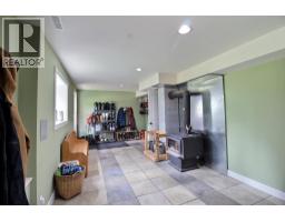 Living room - 1242 Horse Creek Road S, Golden, BC V0A1H7 Photo 14