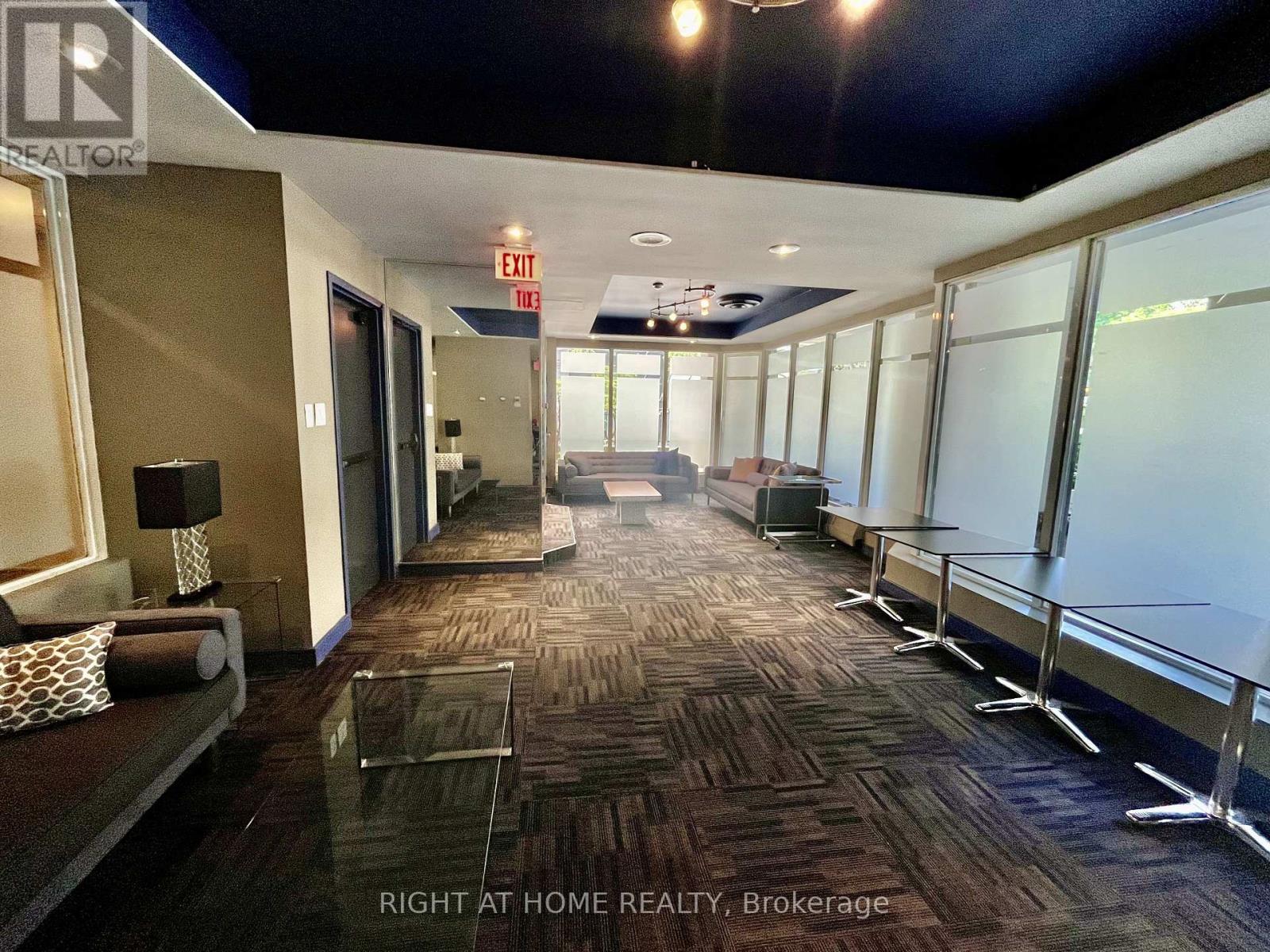 #1001 25 MAITLAND STREET W - Image 25