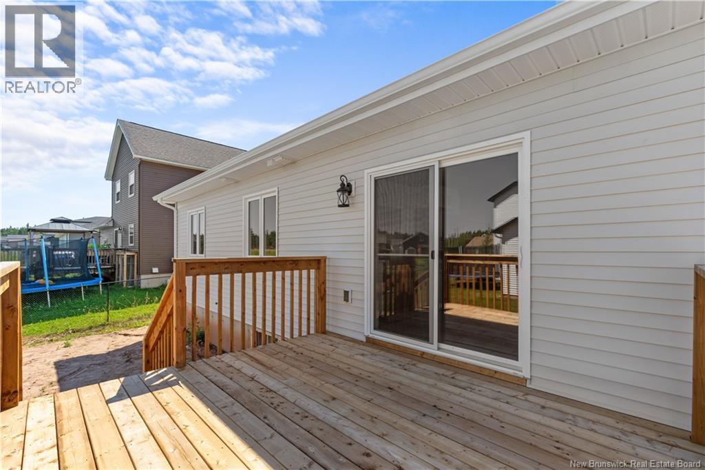 115 Carrington Drive - 33