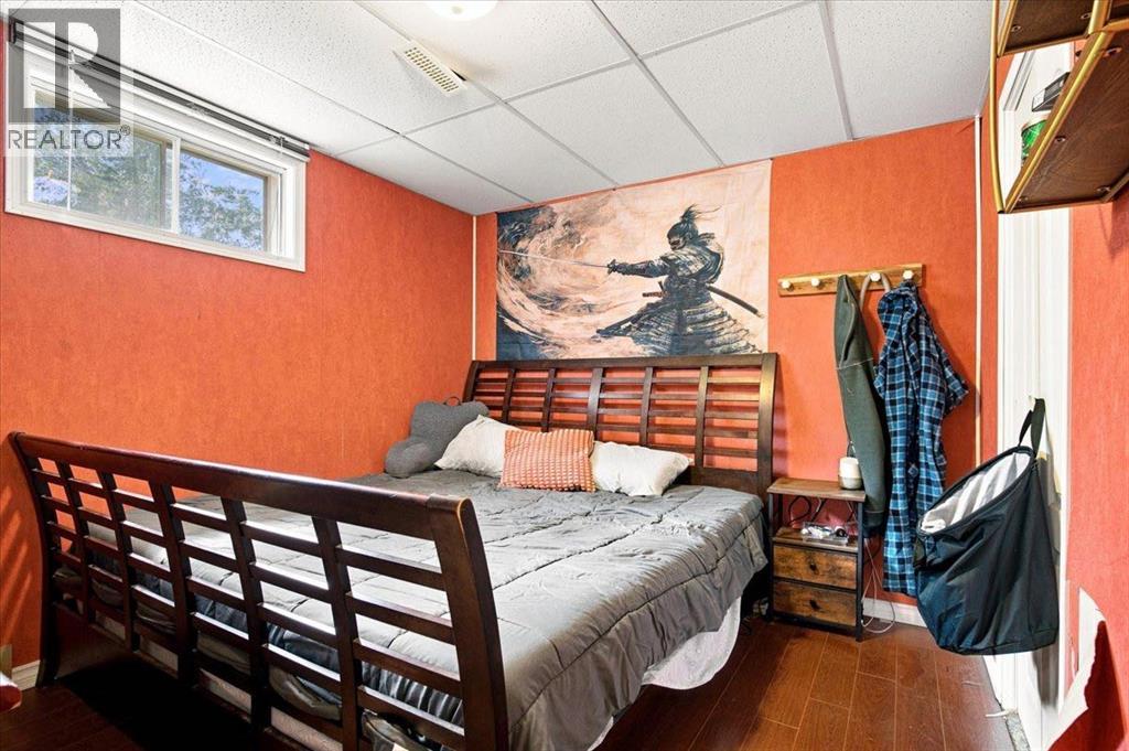 1121 5 Avenue - Image 20