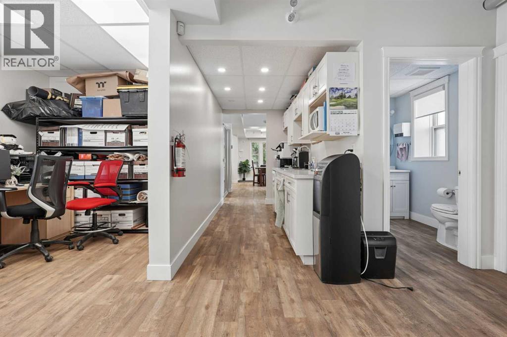 1002 3 Avenue South - Photo 18