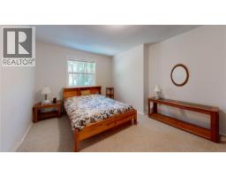 980 Coats Dr, Gabriola Island, BC V0R1X3 Photo 14
