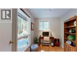 980 Coats Dr, Gabriola Island, BC V0R1X3 Photo 11