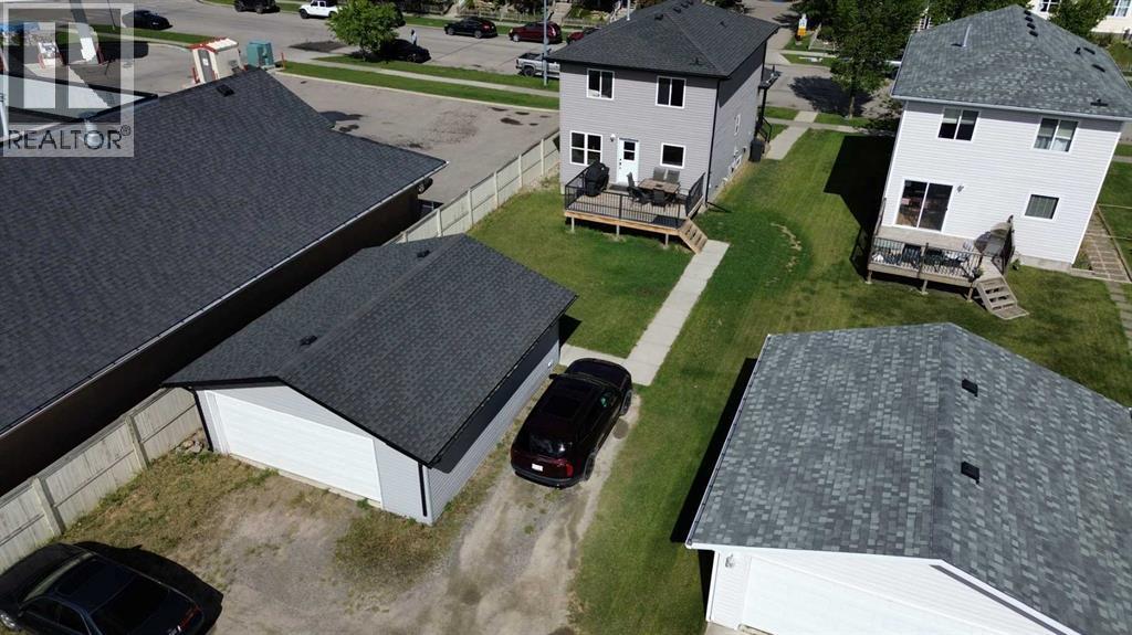 917 High Park Way NW, High River — photo 2