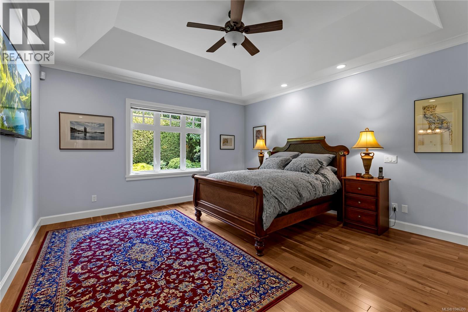 983 Bluffs Dr - 8