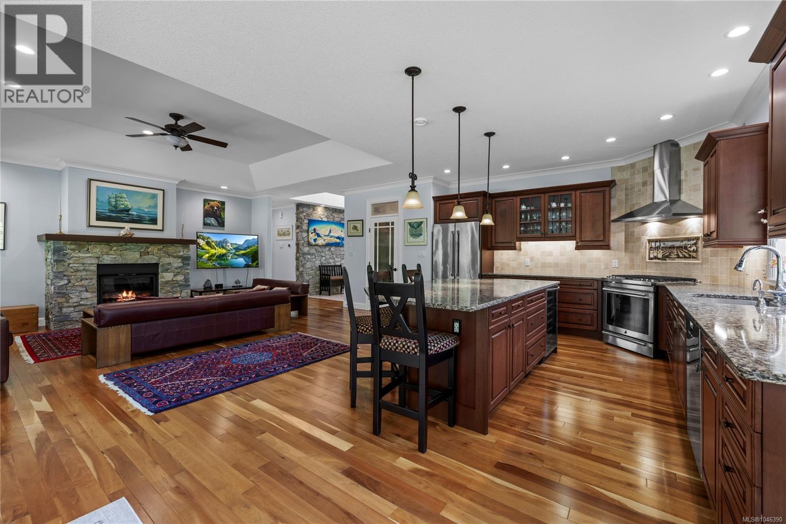 983 Bluffs Dr - 30