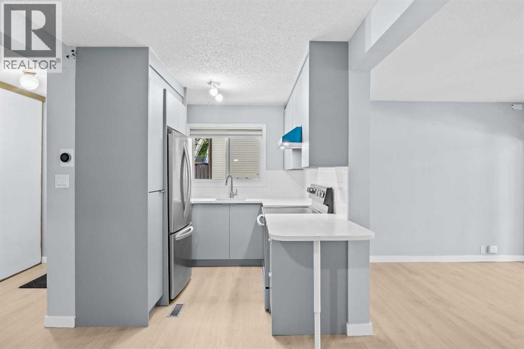 16, 115 Bergen Road NW, Beddington Heights, Calgary photo 3
