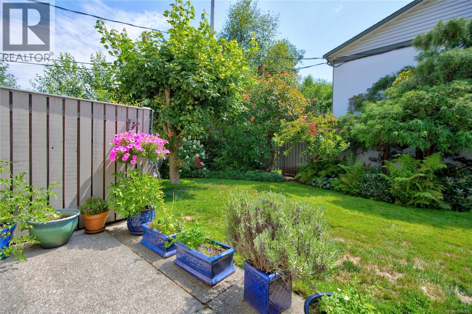 #105 1537 Noel Ave - 39