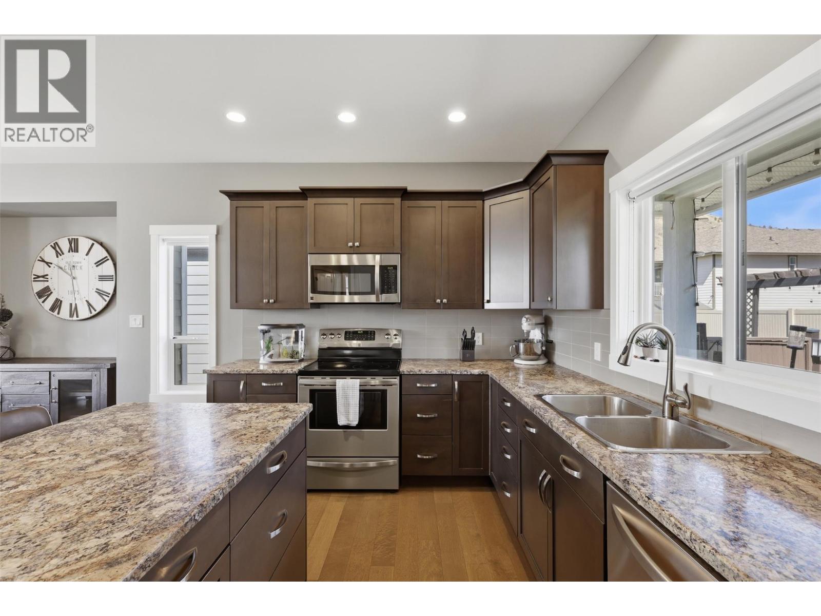 2109 Doubletree Crescent - 4