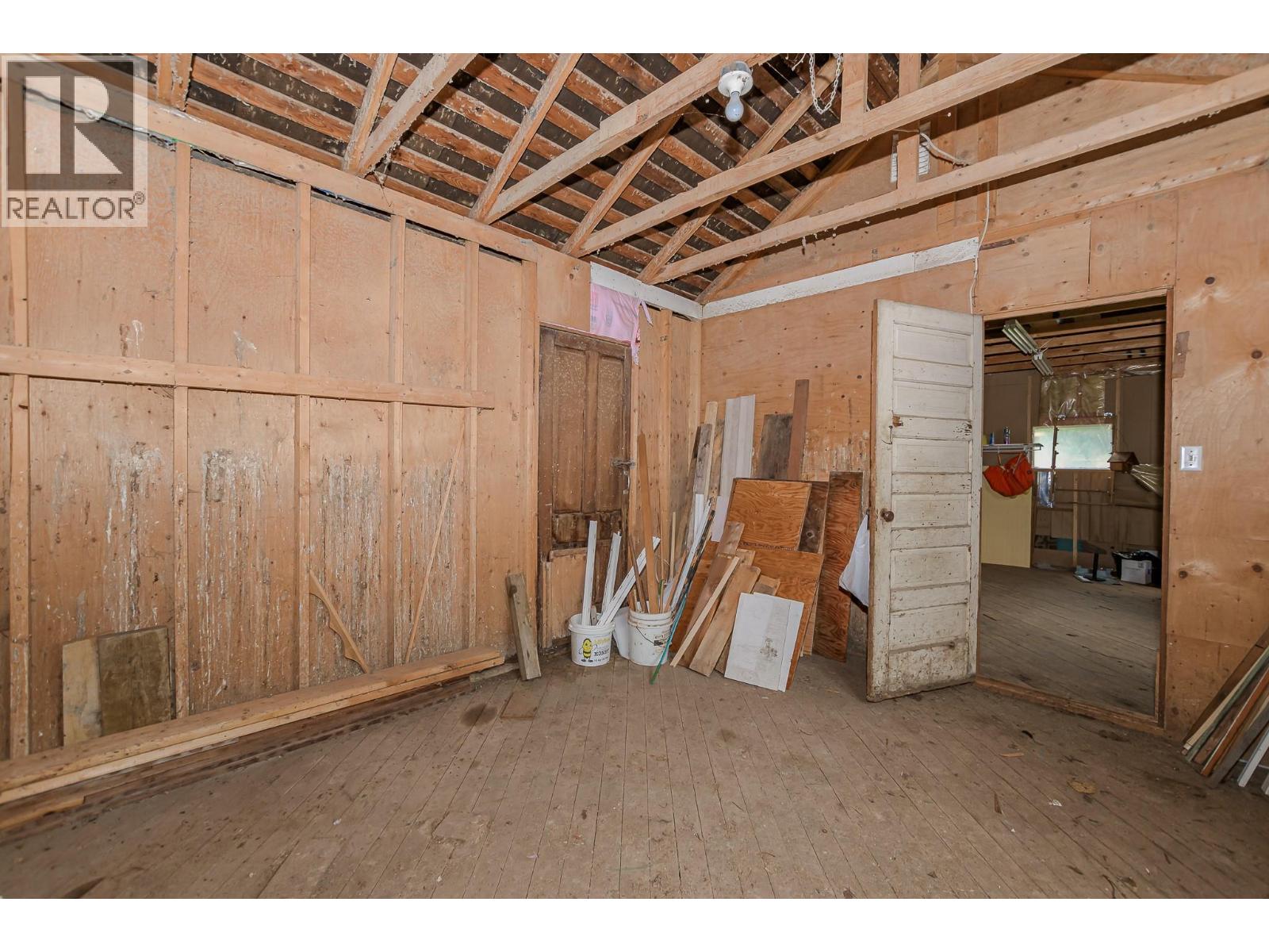 4666 Ackerman Road - 36
